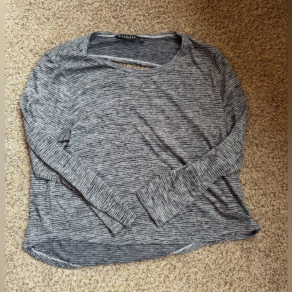 Athleta open back long sleeve shirt